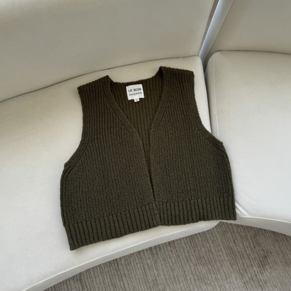 Cozy Layering Sweater Vest in Green