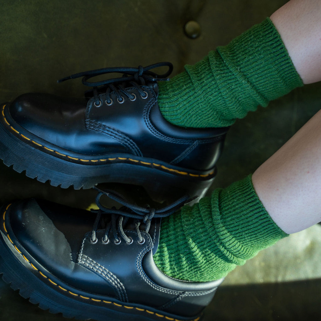 Ribbed Green Cashmere Socks
