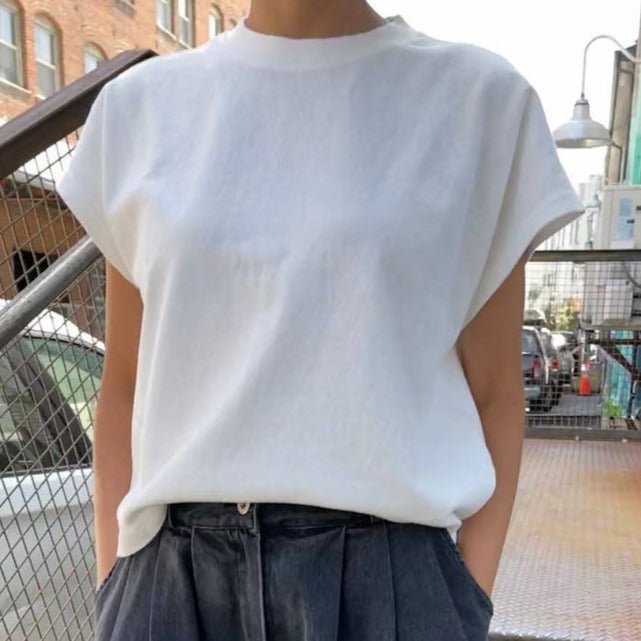 Jeanne Tee in White Cotton at Golden Rule Gallery