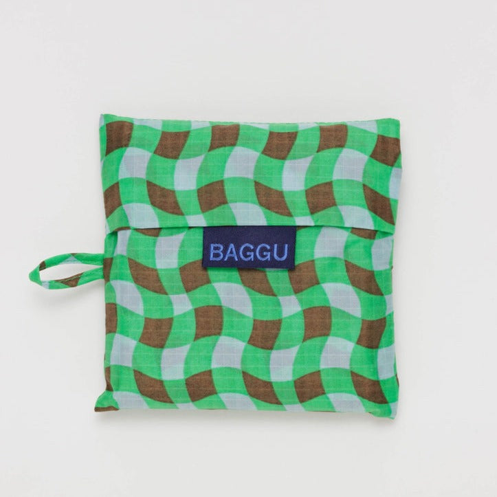 Folded Wavy Gingham Green Baggu