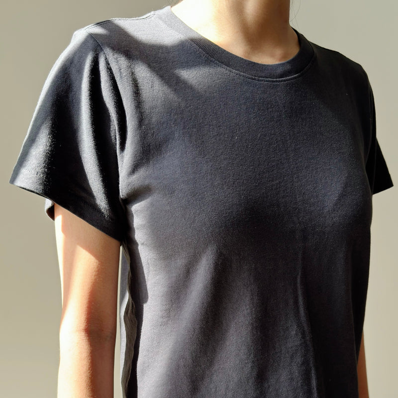 Airy distressed tee shirt in black by le bon shoppe