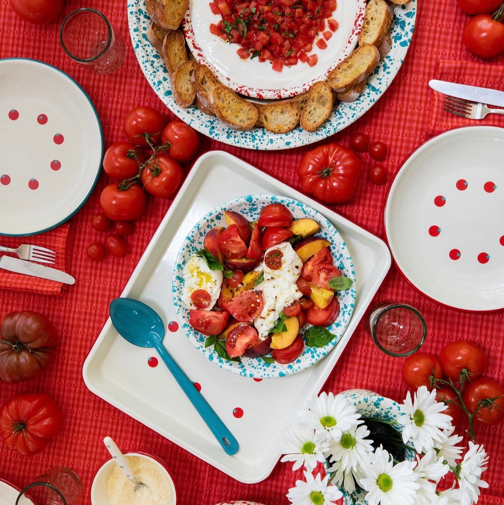 Design your Dinner Table with Plates and Bows at Golden Rule Gallery