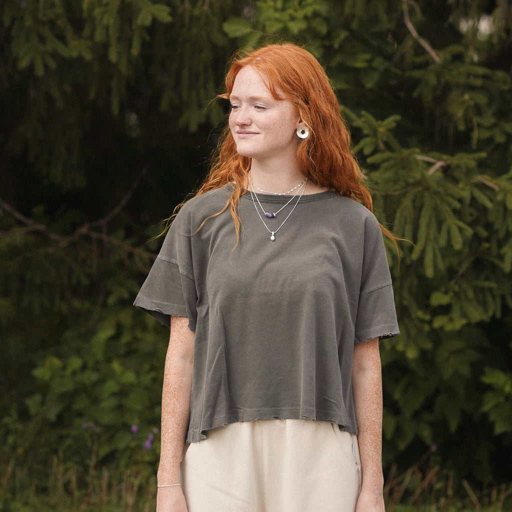 Redhead Model Wearing Le Bon Shoppe Fille Tee Shirt