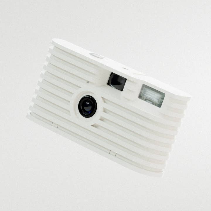 Disposable Camera Made of Recycled Materials