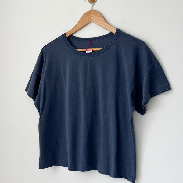 Vintage Fille Tee in Vintage Navy