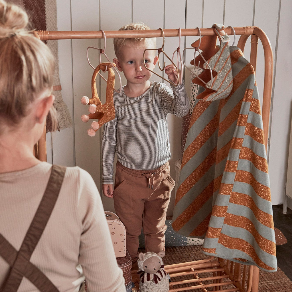 Oyoy Living Design Tiny Hanger 