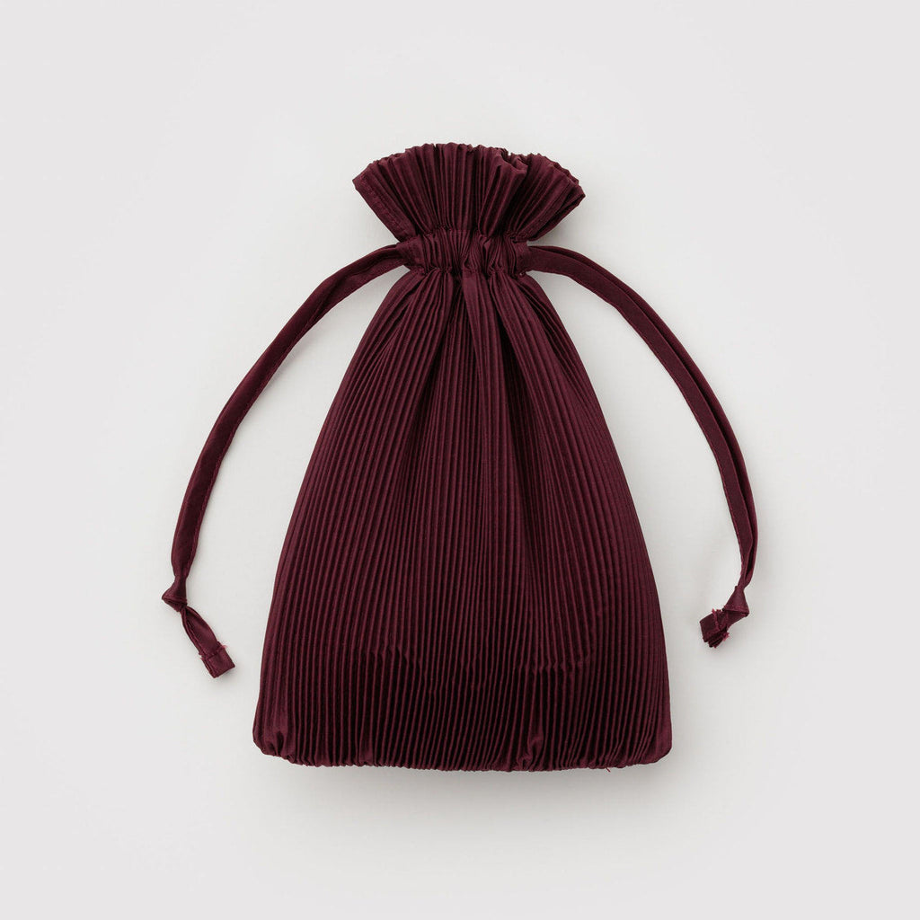 Pleated Baggu Bag Drawstring in Mahogany at Golden Rule Gallery