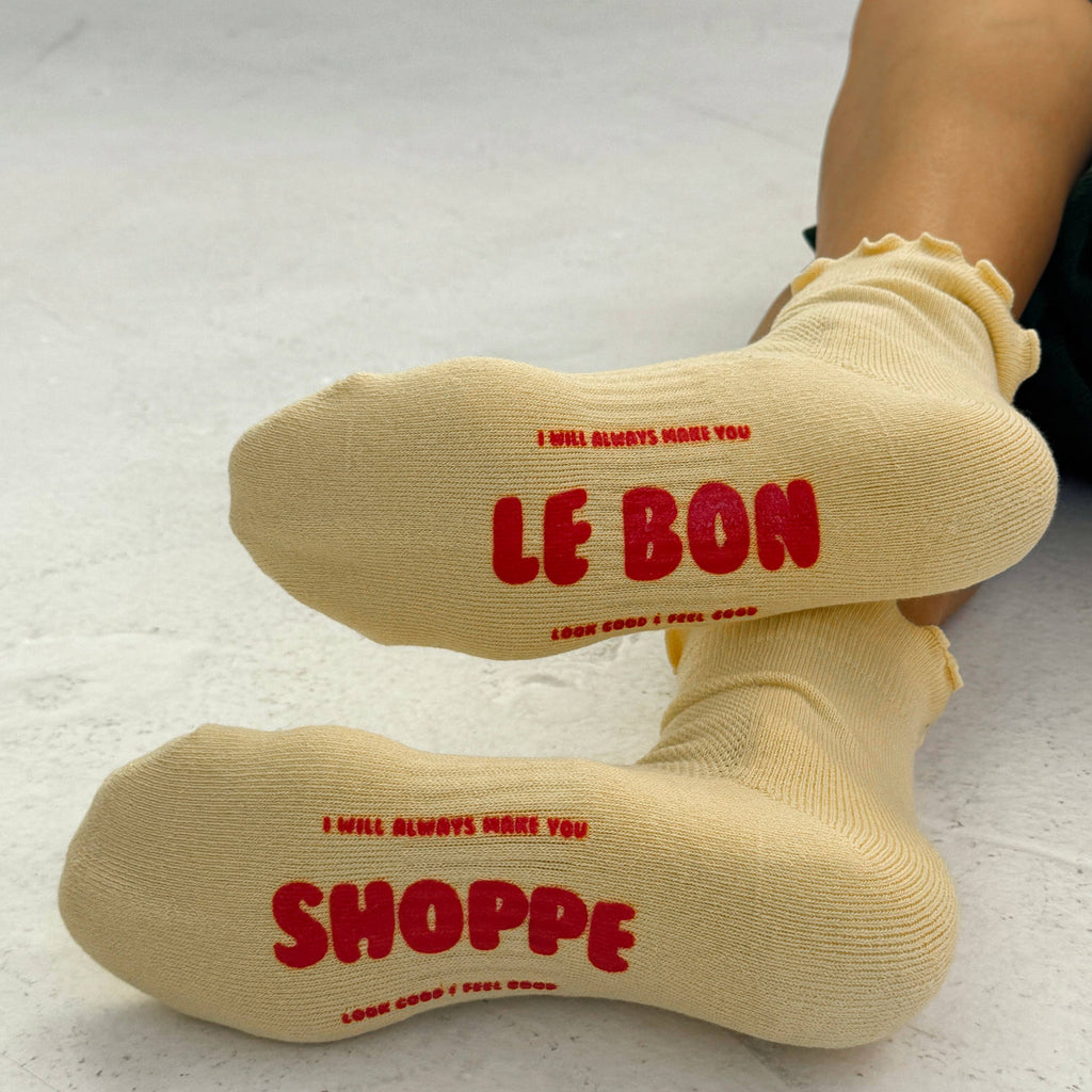 Ruffled Hugger Crew Socks