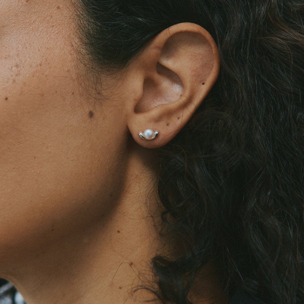 Wolf Circus Ellis Pearl Stud Earrings Silver Close Up