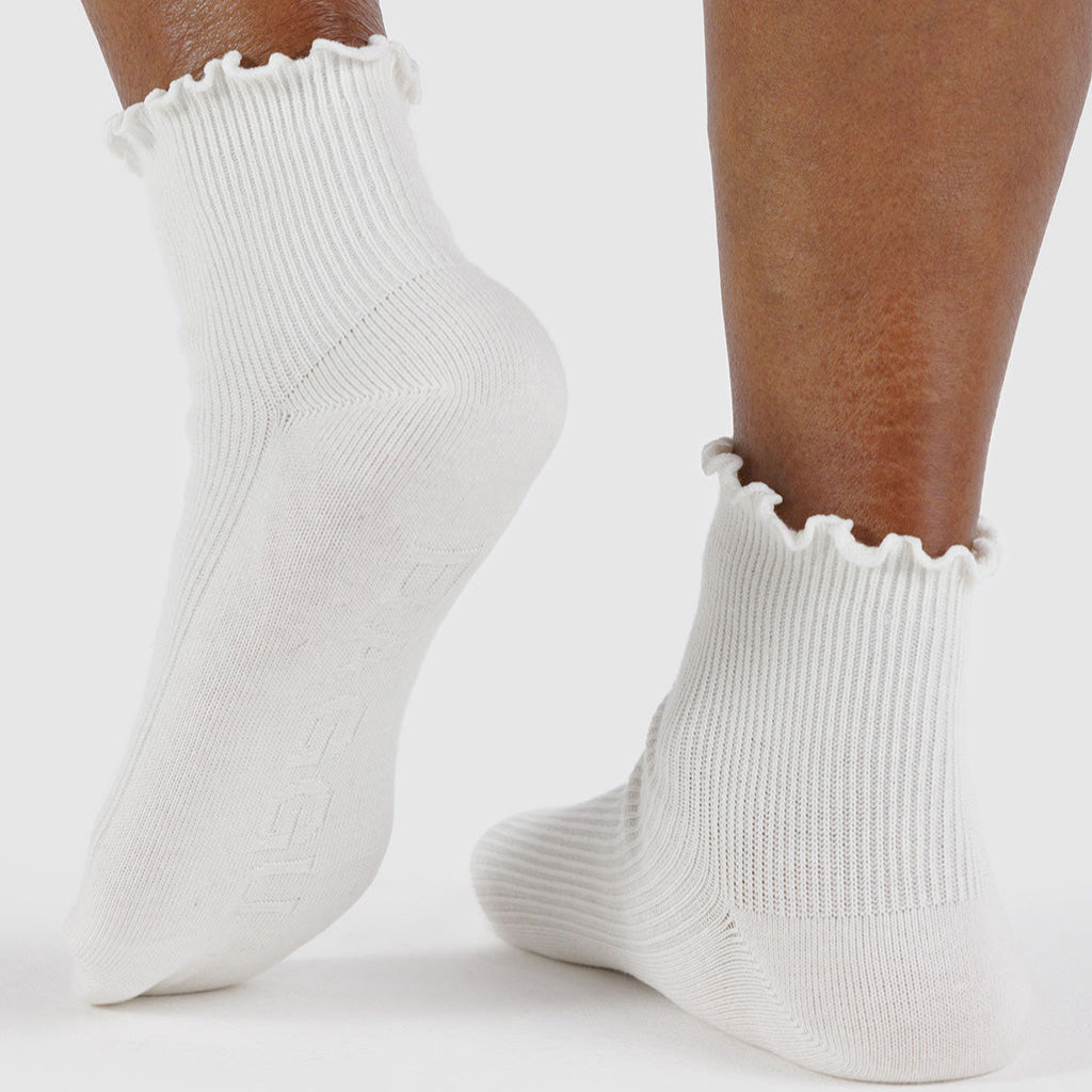 Baggu White Lettuce Edge Ruffle Socks at Golden Rule Gallery in Excelsior