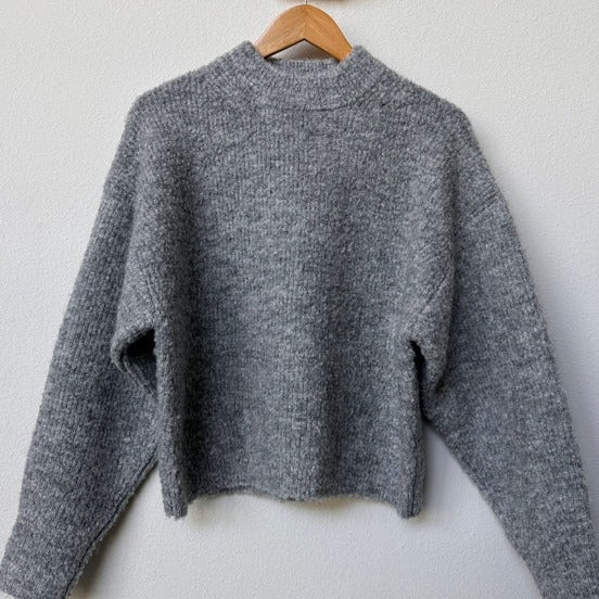 Le Bon Shoppe Elise Sweater in Heather Grey