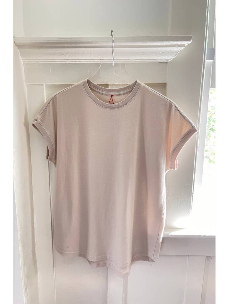 Relaxed Everyday Tee Shirt in Off-White