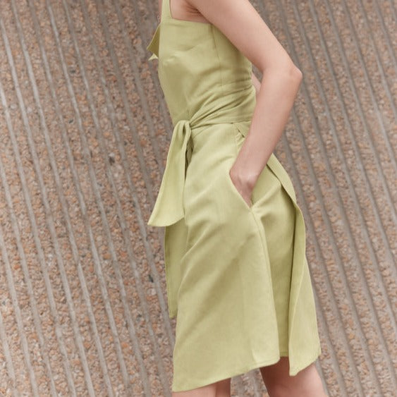 Eve Gravel Aya Dress Green Apple | Golden Rule Gallery | Linen Dress XL Eve Gravel Aya Dress Green Apple | Golden Rule Gallery | Linen Dress XL