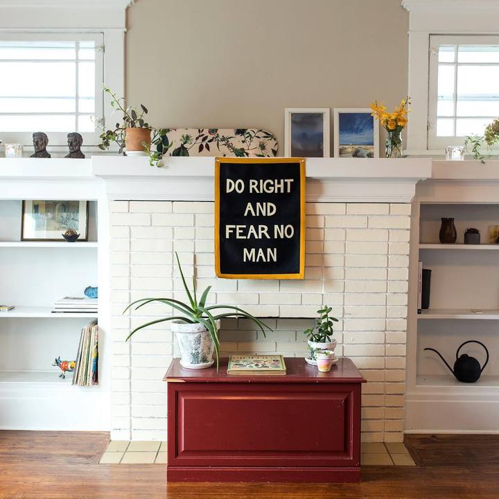 Do Right and Fear No Man Flag | Flag Wall Hanging | Oxford Pennants | Golden Rule Gallery 