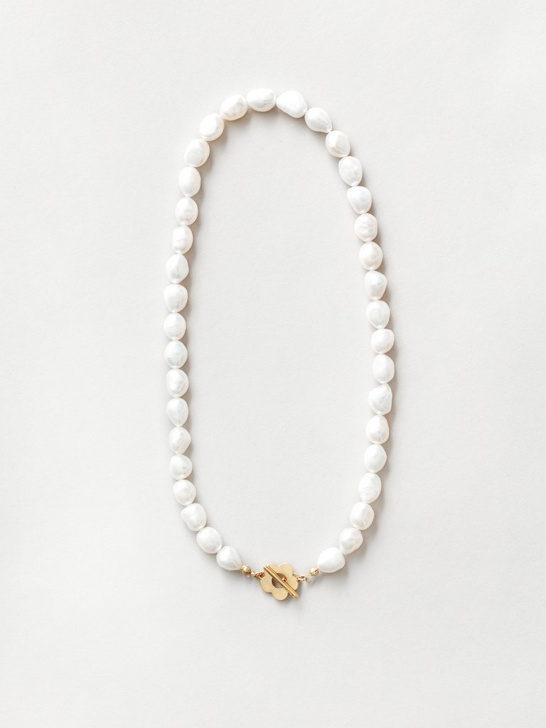 Freshwater Pearl Lola Necklace with Gold Plate by Wolf Circus