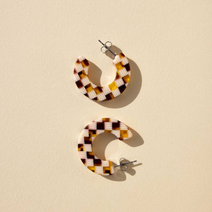 Ray Hoop Earrings by Nat + Noor Jewelry in Checkered