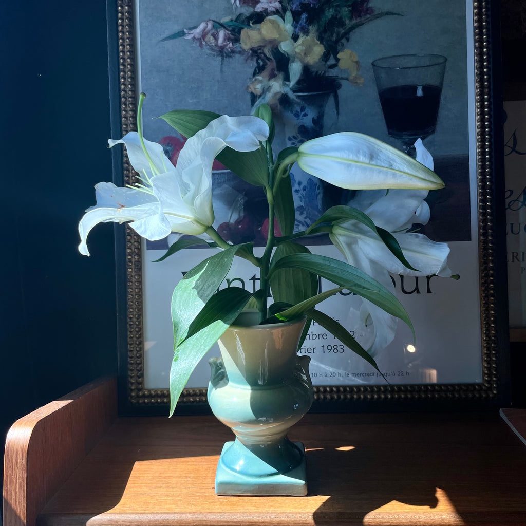 Small Vintage Haeger Ombre Vase with Lillies